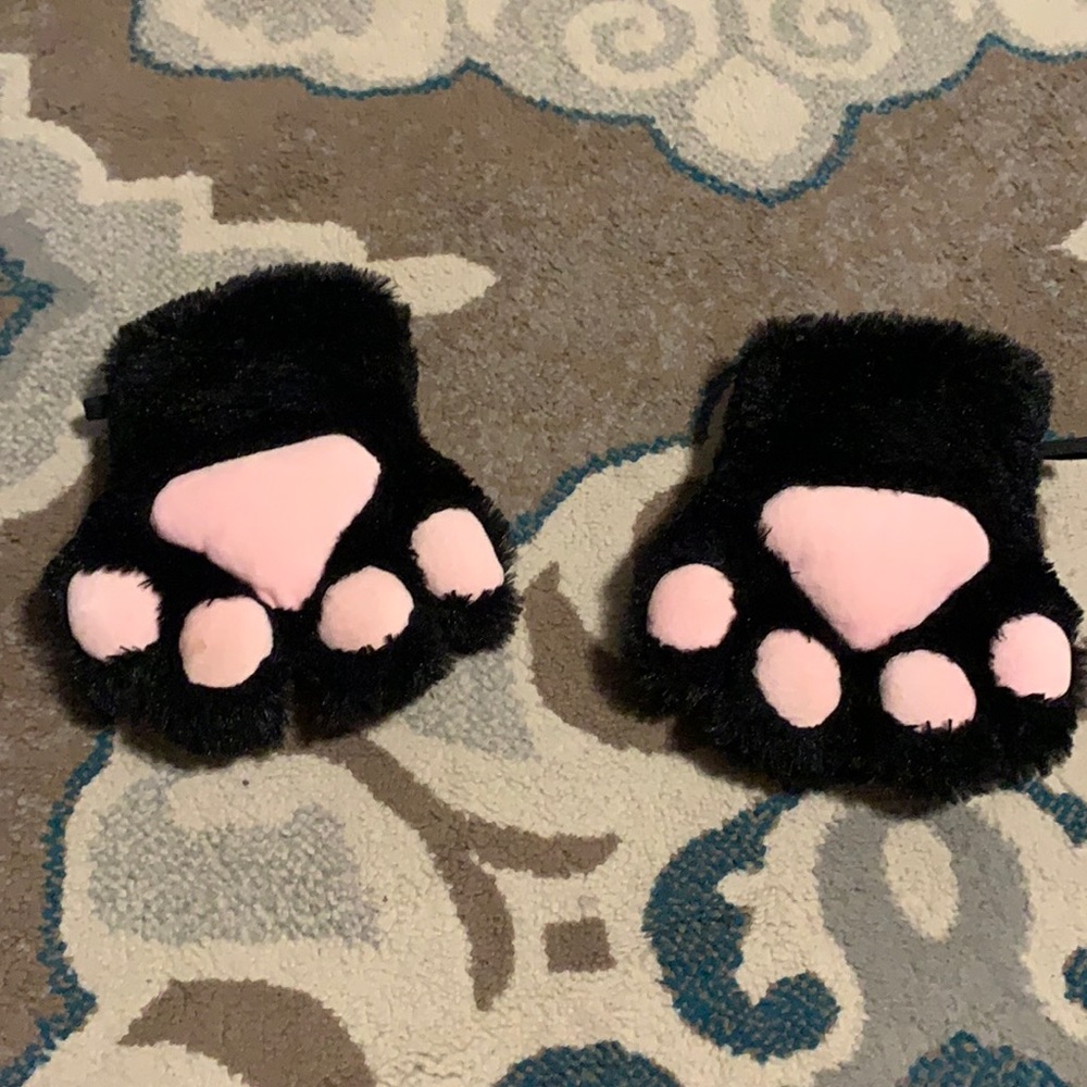 Cat Paw Gloves